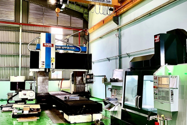  MÁY PHAY GIƯỜNG SNK 5 MẶT
