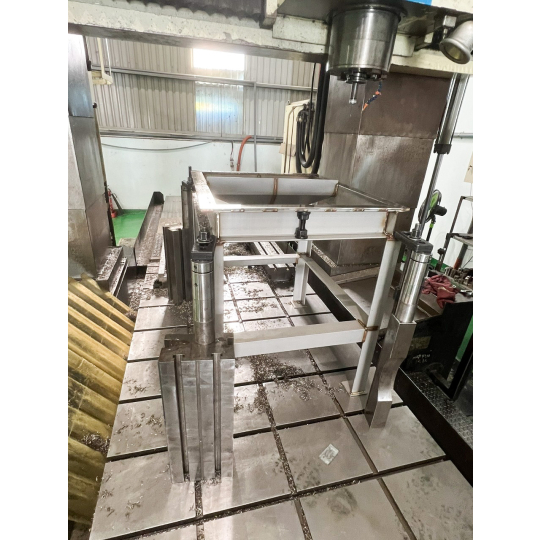 chi tiết máy  được gia công CNC sau khi hàn ghép